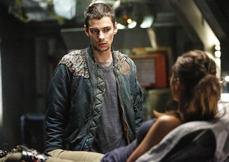 The 100 : Fotoğraf Devon Bostick