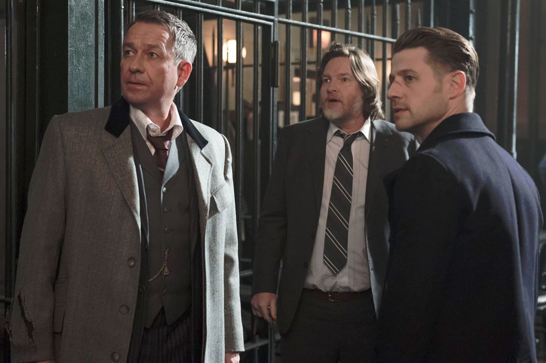 Afiş Ben McKenzie, Donal Logue, Sean Pertwee