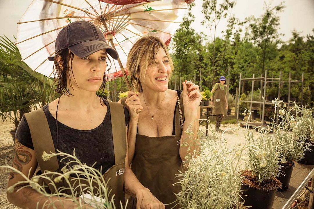 Deli Dolu : Fotoğraf Micaela Ramazzotti, Valeria Bruni Tedeschi