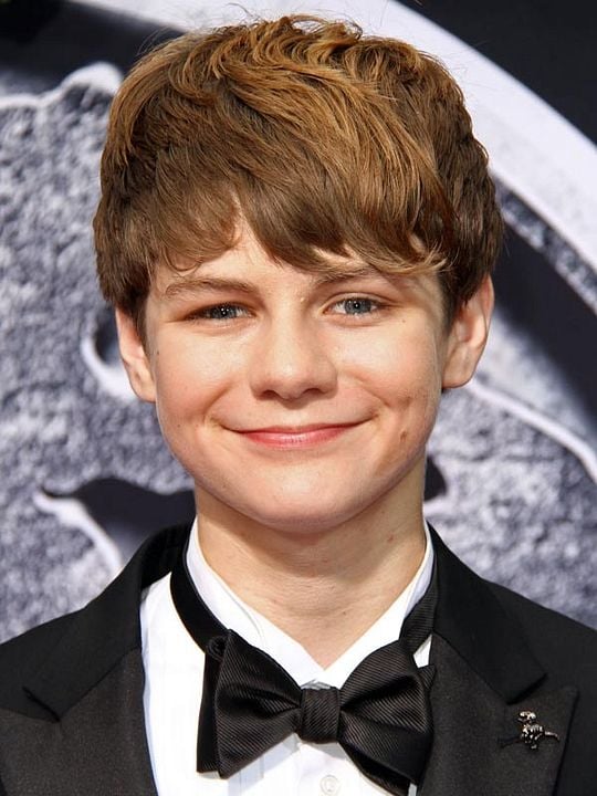 Afiş Ty Simpkins