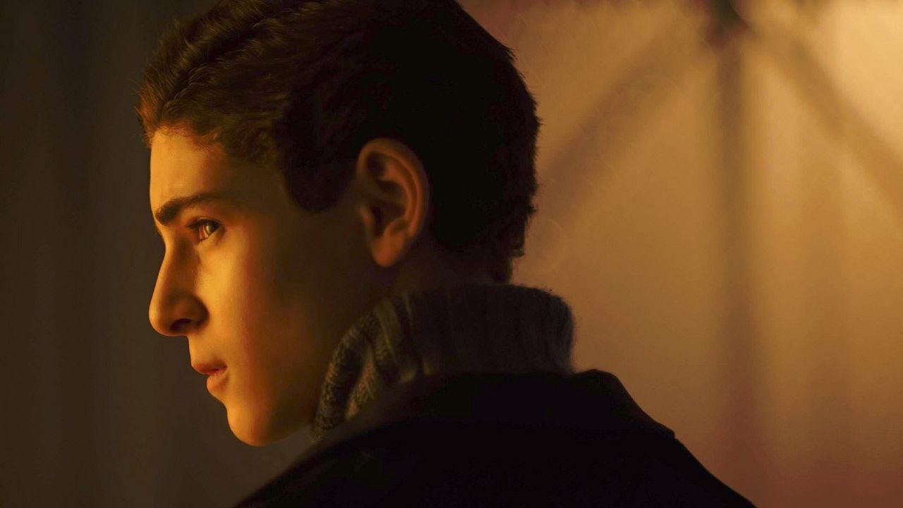 Fotoğraf David Mazouz