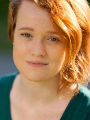 Afiş Liv Hewson