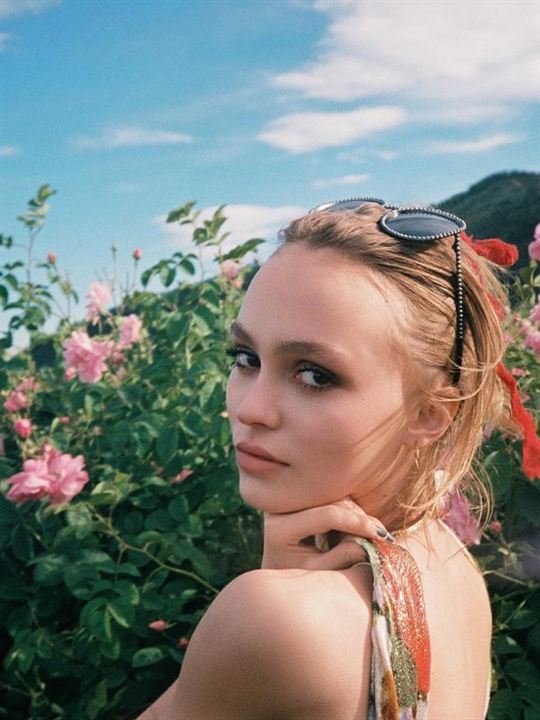 Afiş Lily-Rose Depp