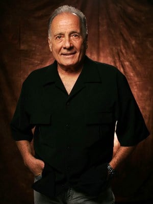 Afiş Arthur J. Nascarella