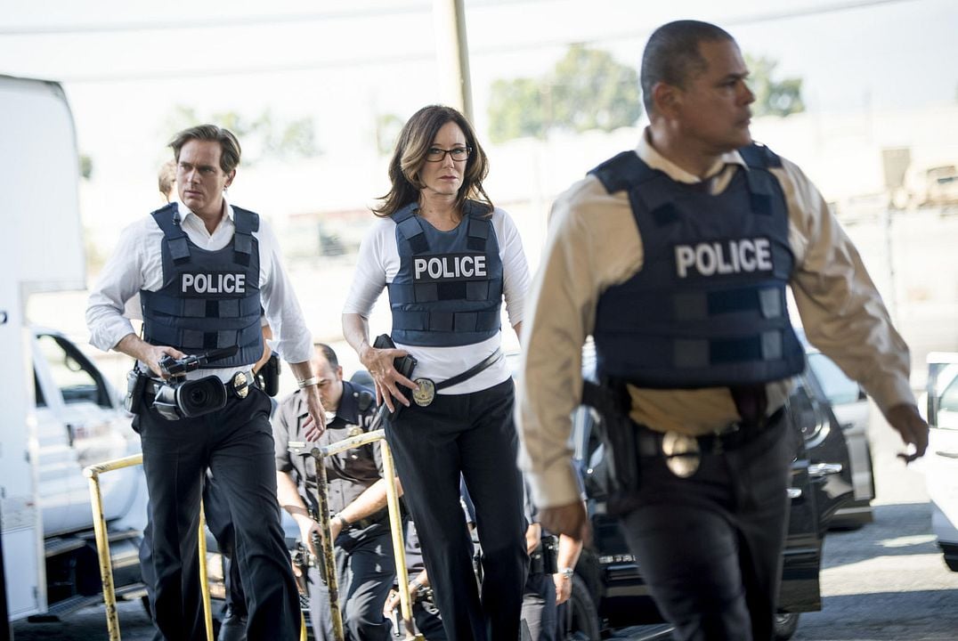 Fotoğraf Mary McDonnell