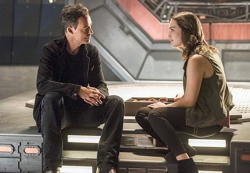 The Flash (2014) : Fotoğraf Tom Cavanagh, Violett Beane