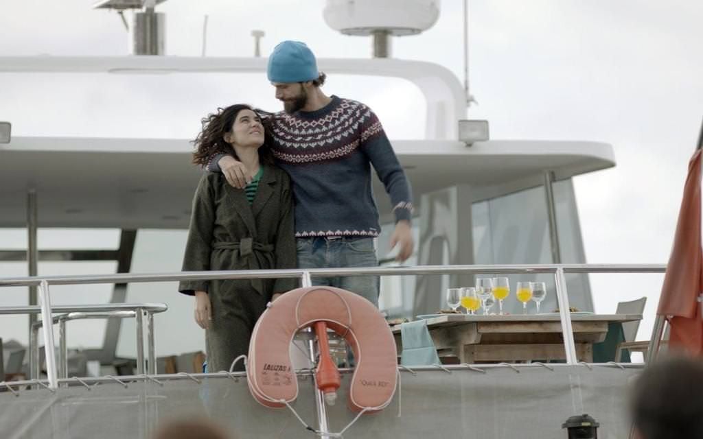 Seviyor Sevmiyor : Fotoğraf