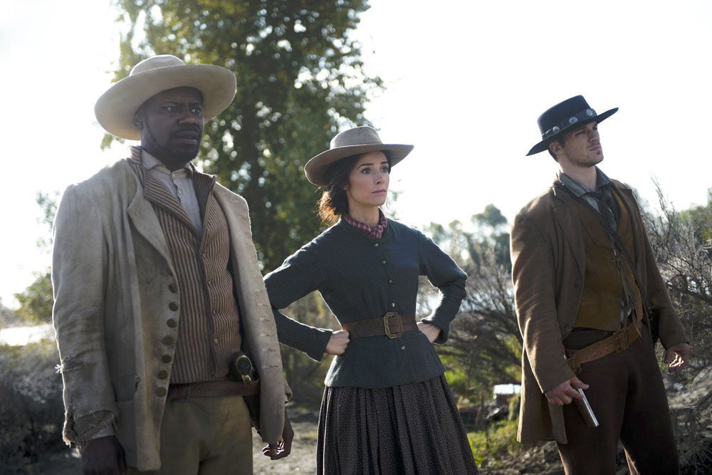 Fotoğraf Malcolm Barrett, Matt Lanter, Abigail Spencer