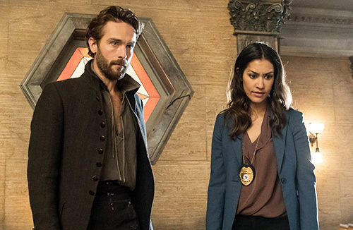 Fotoğraf Tom Mison, Janina Gavankar