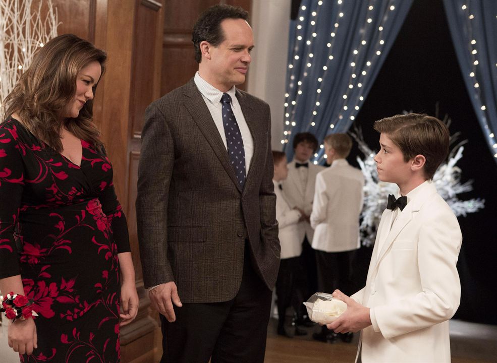 Fotoğraf Katy Mixon, Daniel DiMaggio, Diedrich Bader