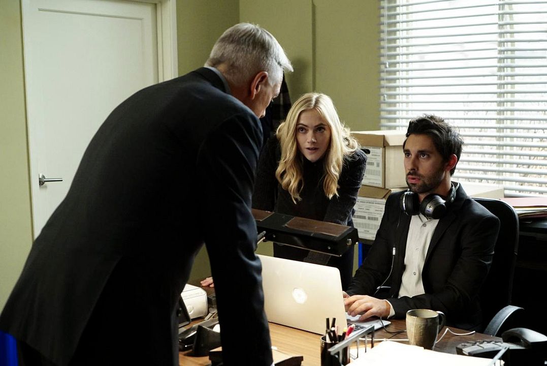 Fotoğraf Mark Harmon, Emily Wickersham