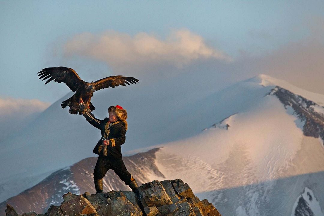 Kartal Avcısı Kız : Fotoğraf Aisholpan Nurgaiv