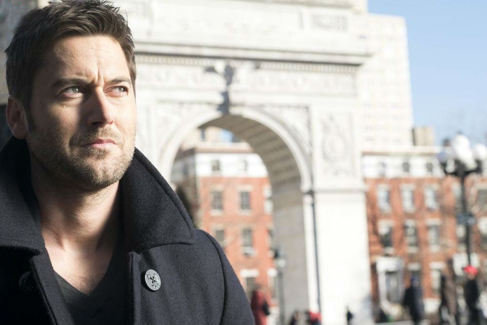 Fotoğraf Ryan Eggold