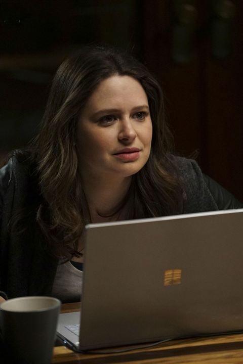 Fotoğraf Katie Lowes