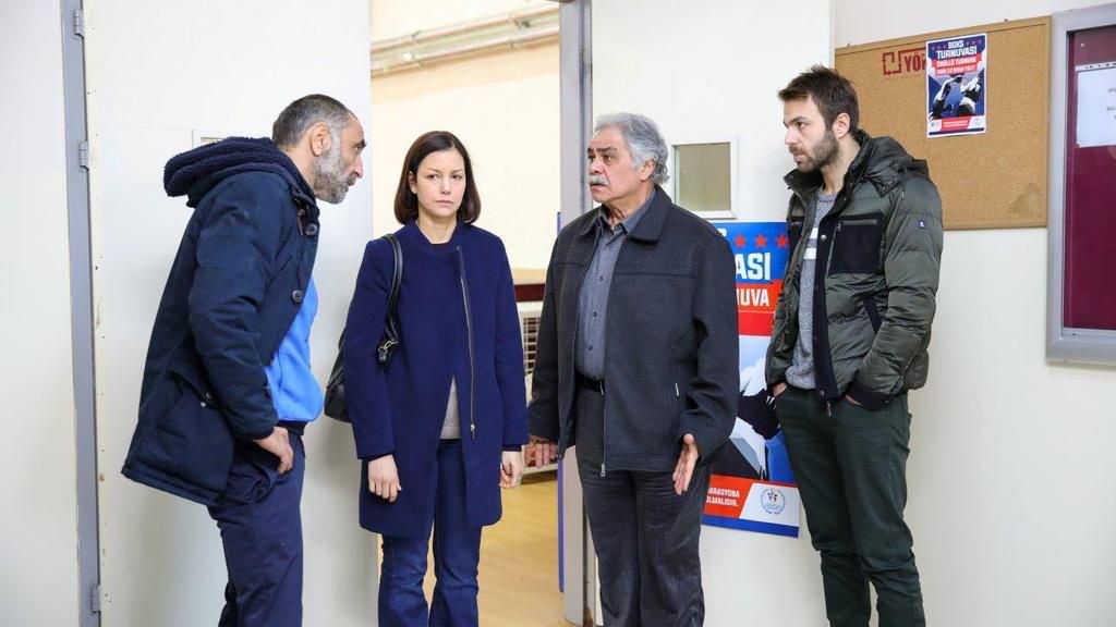 Bu Şehir Arkandan Gelecek : Fotoğraf