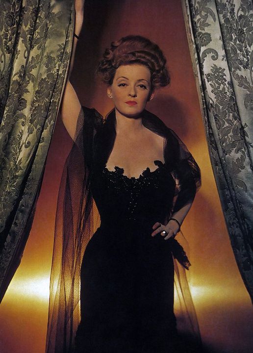 The Little Foxes : Fotoğraf