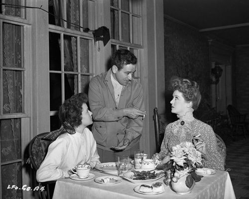 The Little Foxes : Fotoğraf