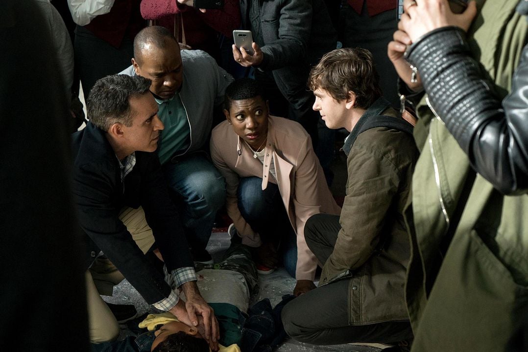 Fotoğraf Miranda Edwards, Freddie Highmore