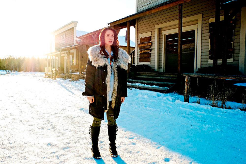 Fotoğraf Melanie Scrofano