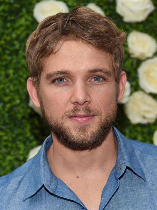 Afiş Max Thieriot