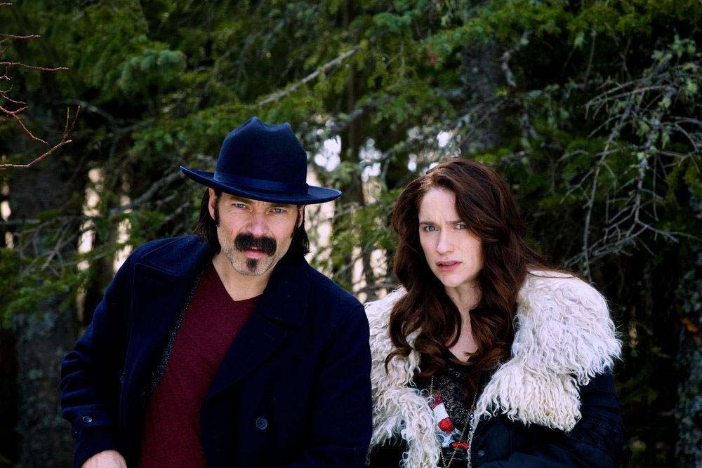 Fotoğraf Melanie Scrofano, Tim Rozon