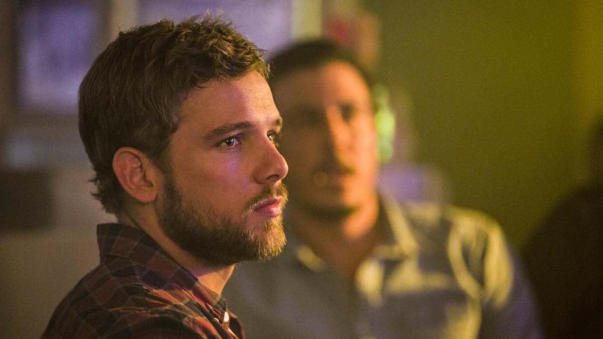 SEAL Team : Fotoğraf Max Thieriot