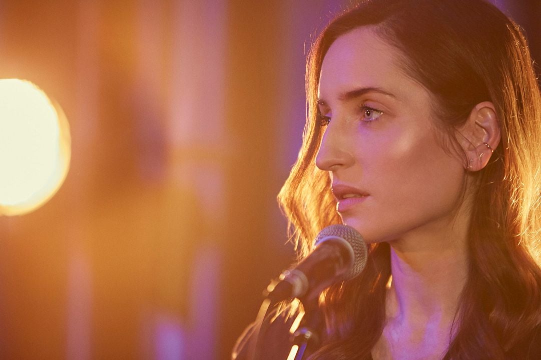 Band Aid : Fotoğraf Zoe Lister-Jones