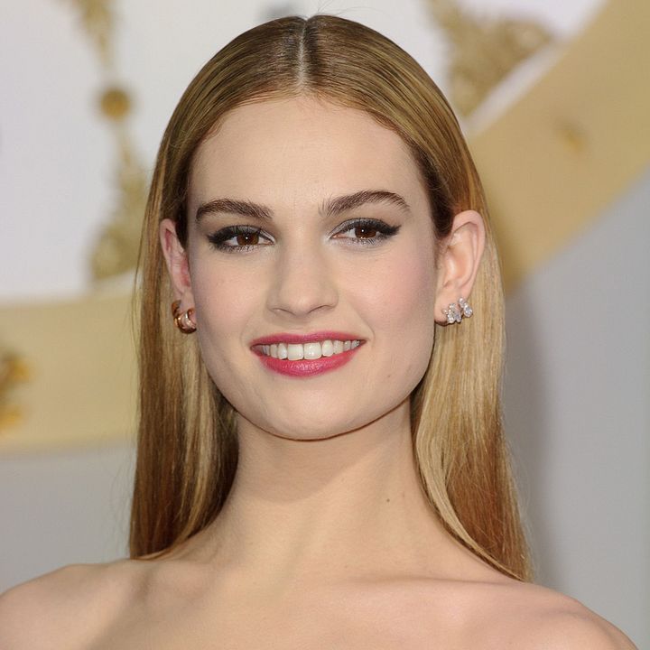 Afiş Lily James