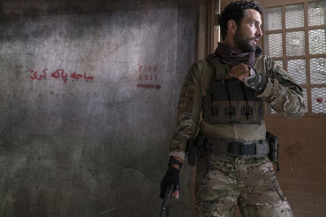 Fotoğraf Noah Mills