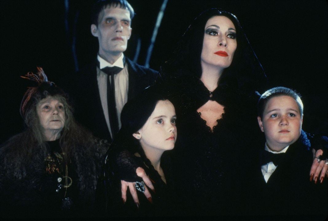 Addams Ailesi : Fotoğraf Carel Struycken, Jimmy Workman, Anjelica Huston, Christina Ricci, Judith Malina