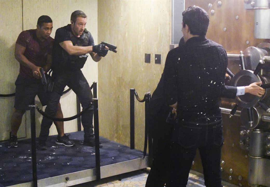 Hawaii Five-0 (2010) : Fotoğraf Beulah Koale, Alex O'Loughlin