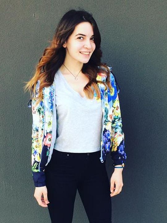 Afiş Almina Eren