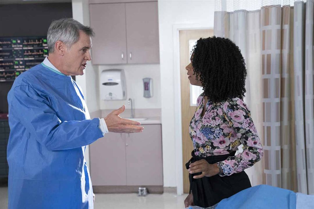 Fotoğraf Kelly McCreary, Mark Moses