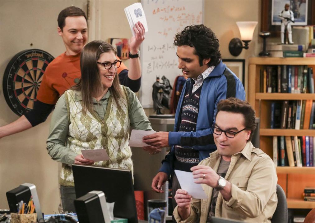 The Big Bang Theory : Afiş Johnny Galecki, Mayim Bialik, Jim Parsons, Kunal Nayyar