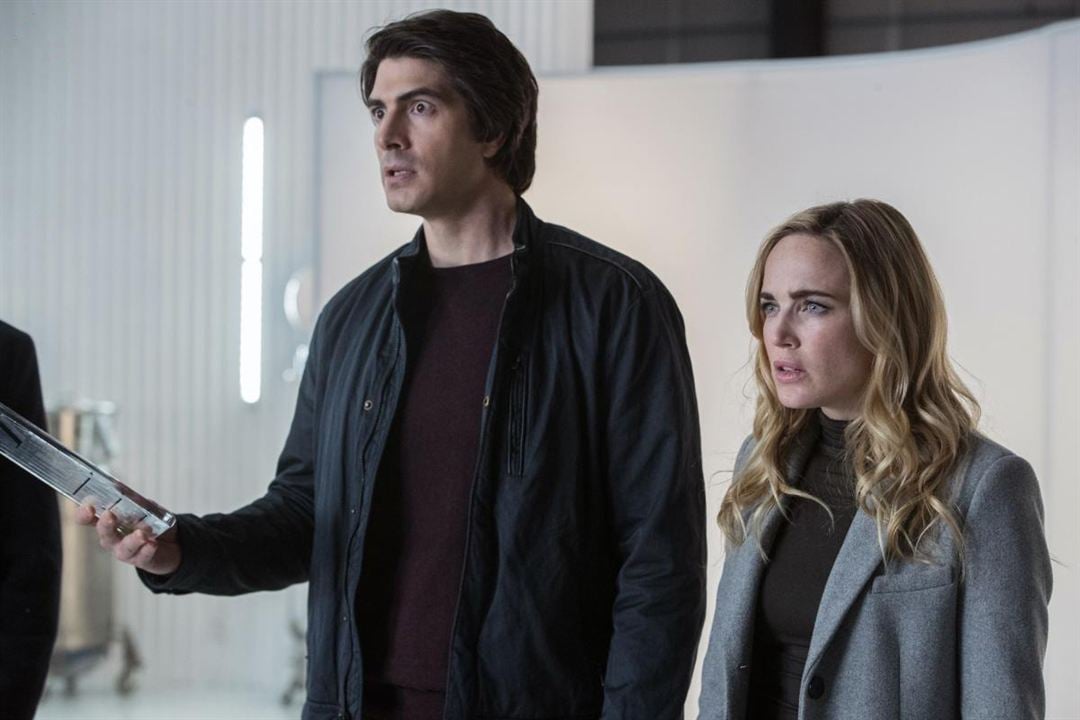 Fotoğraf Caity Lotz, Brandon Routh