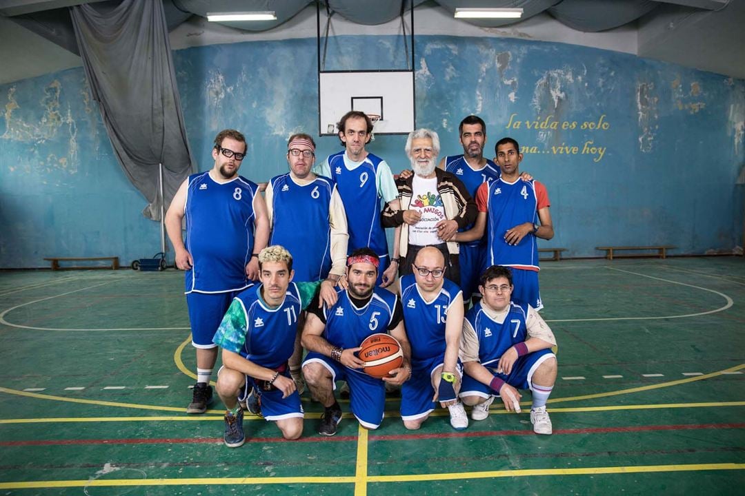 Şampiyonlar : Fotoğraf Roberto Sánchez, Sergio Olmo, Julio Fernández (II), Jesús Lago, José de Luna, Fran Fuentes, Alberto Nieto Fernández, Jesús Vidal