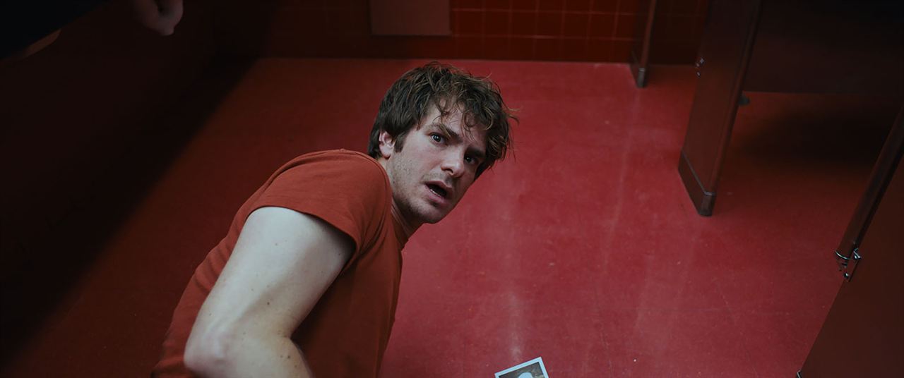 Under The Silver Lake : Fotoğraf Andrew Garfield