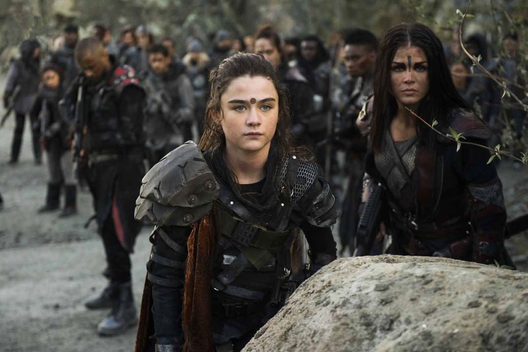 The 100 : Fotoğraf Marie Avgeropoulos, Lola Flanery