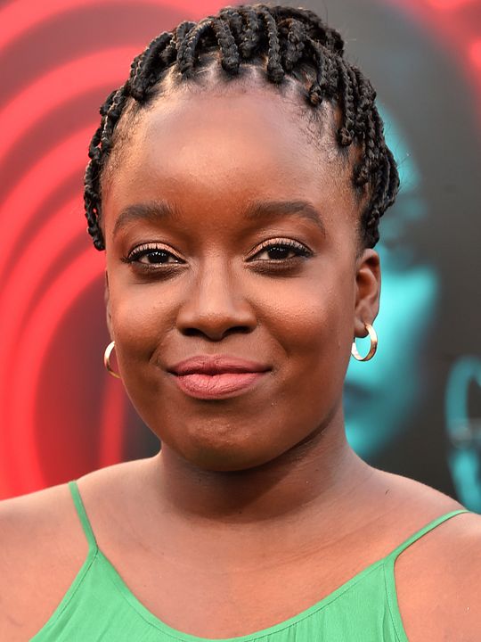 Afiş Lolly Adefope