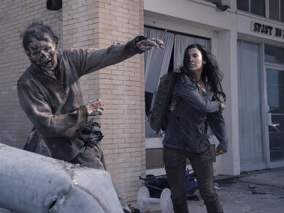 Fear The Walking Dead : Fotoğraf Danay Garcia