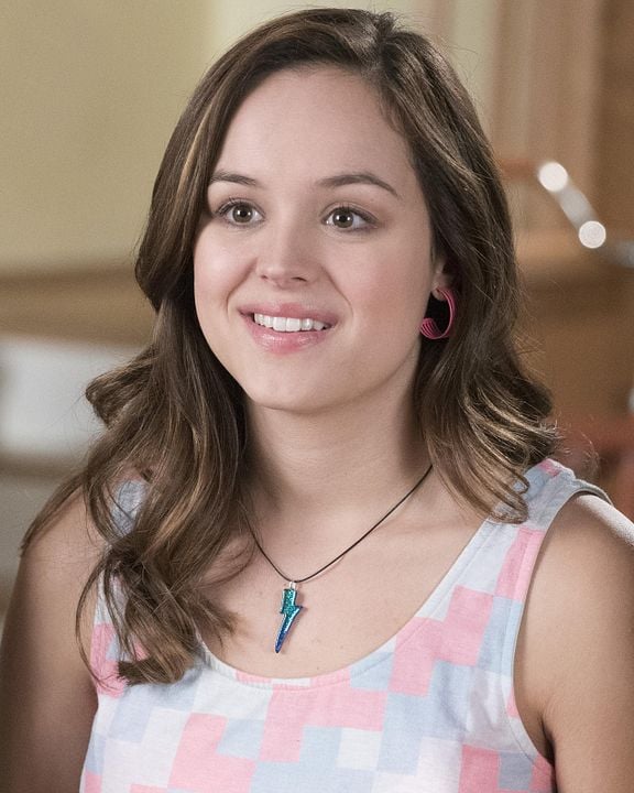 Fotoğraf Hayley Orrantia