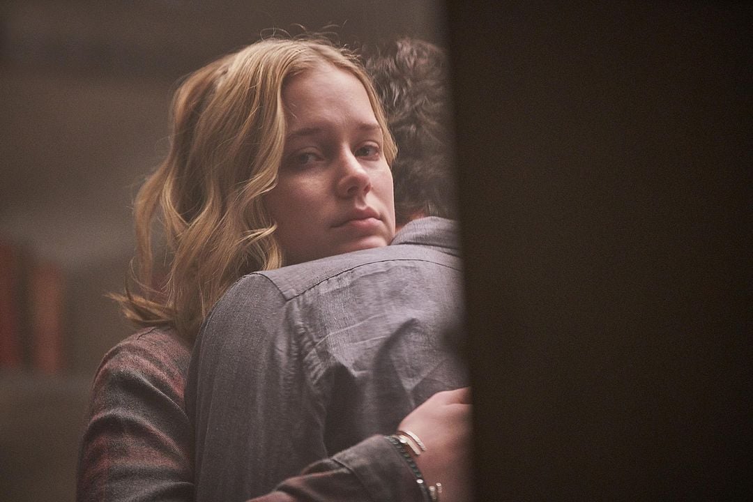 Afiş Elizabeth Lail