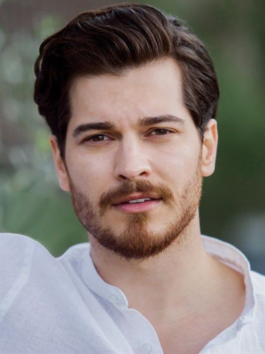 Afiş Çağatay Ulusoy