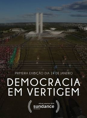 Democracia em Vertigem : Afiş