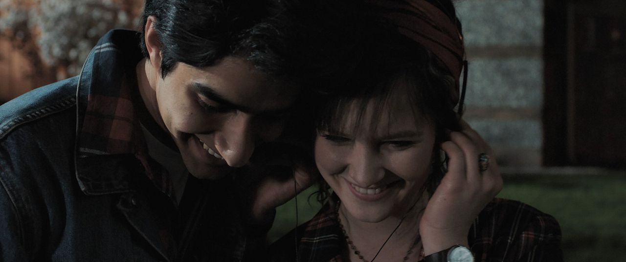 Blinded By The Light : Fotoğraf Viveik Kalra, Nell Williams