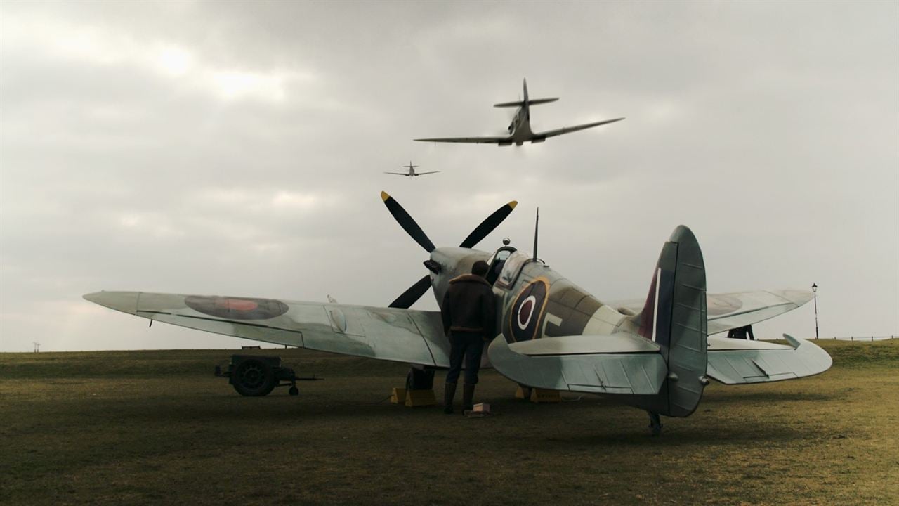 Lancaster Skies : Fotoğraf