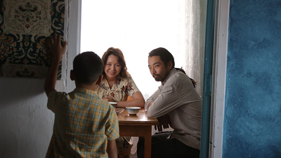 Fotoğraf Mirai Moriyama, Samal Yeslyamova