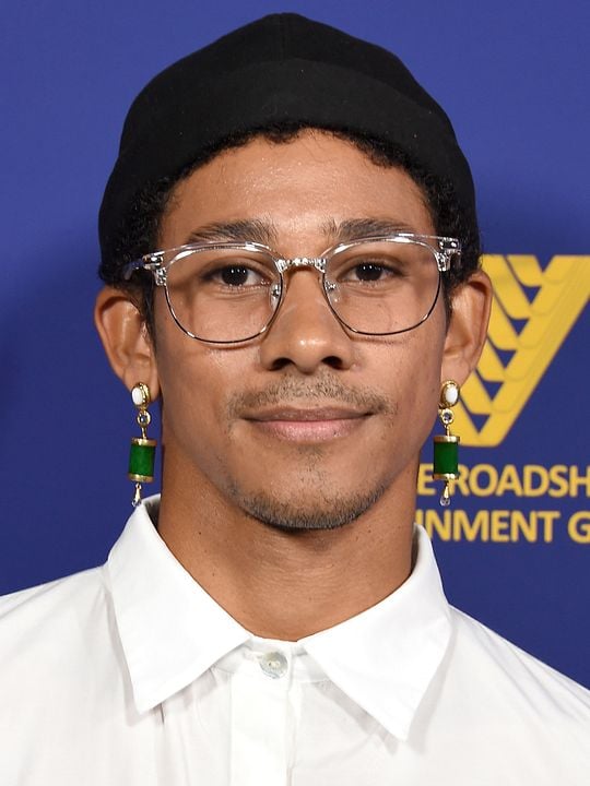 Afiş Keiynan Lonsdale