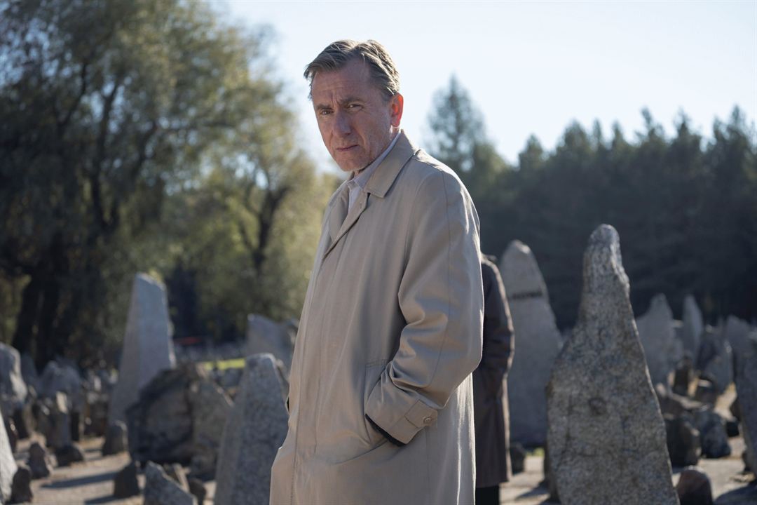The Song Of Names : Fotoğraf Tim Roth