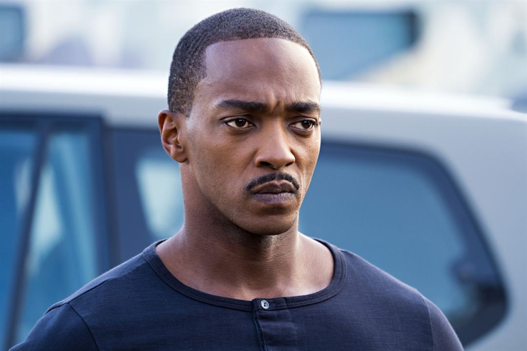 Outside The Wire : Fotoğraf Anthony Mackie